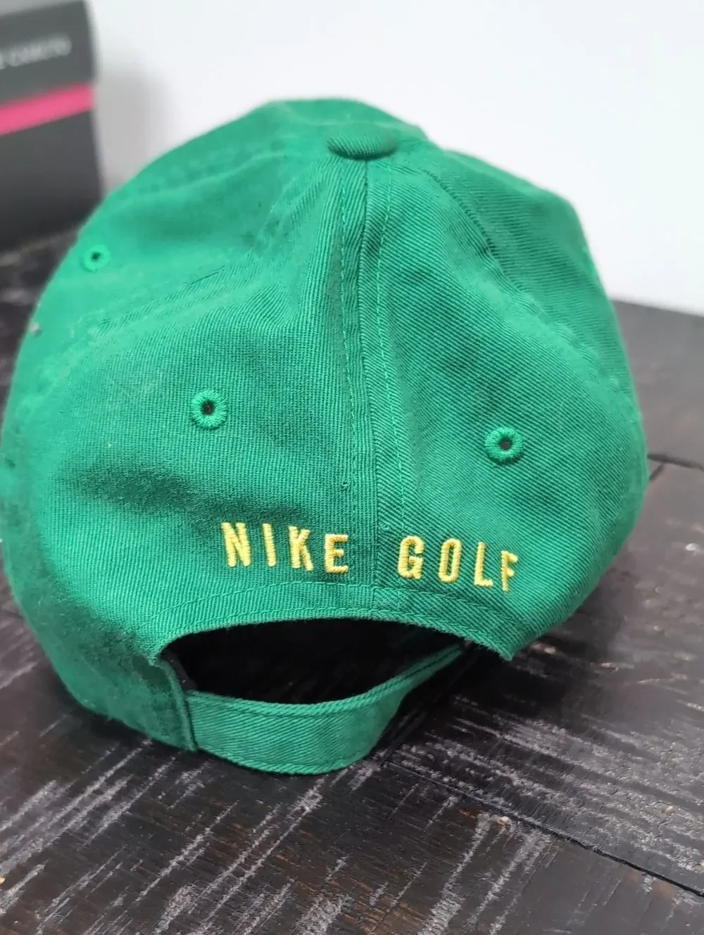 Nike Heritage 86 Hat Features a Rare 